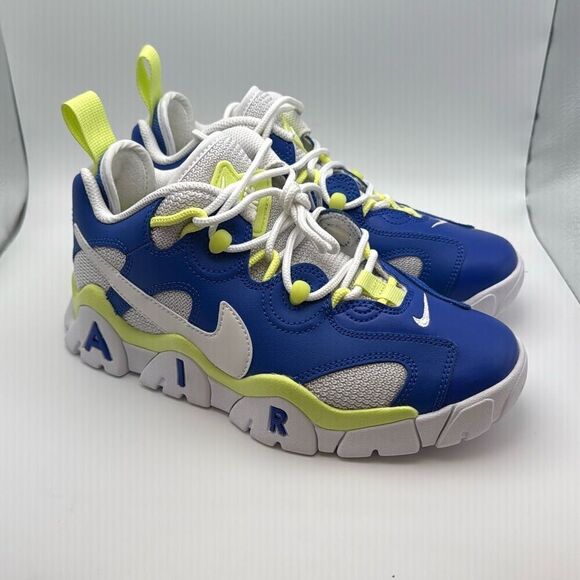Nike Air Barrage Low Big Kids' Shoes SIZE 5Y NEW - Picture 1 of 7